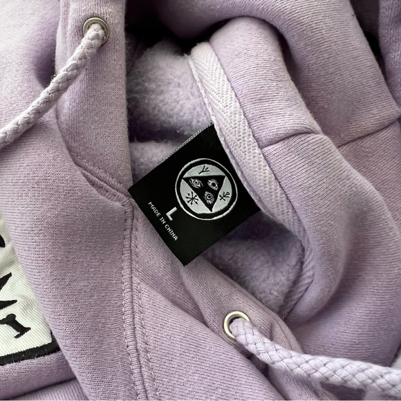 Welcome Skateboards Scrawl Embroidered Pullover Hoodie - Lavender. Men’s L - Picture 2 of 5
